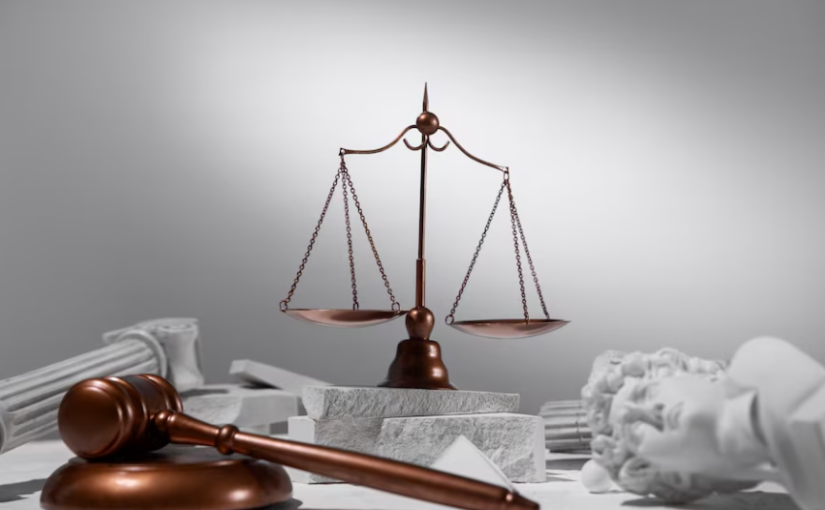 Hukum Adalah: Definisi, Tujuan, Fungsi, Unsur, dan Jenisnya