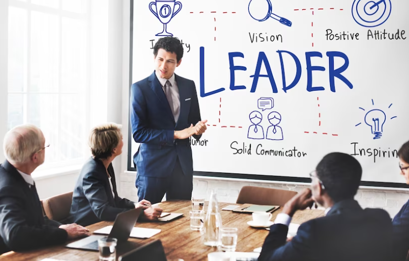 Leader Adalah: Pengertian, Fungsi, Karakteristik, dan Tanggung Jawabnya